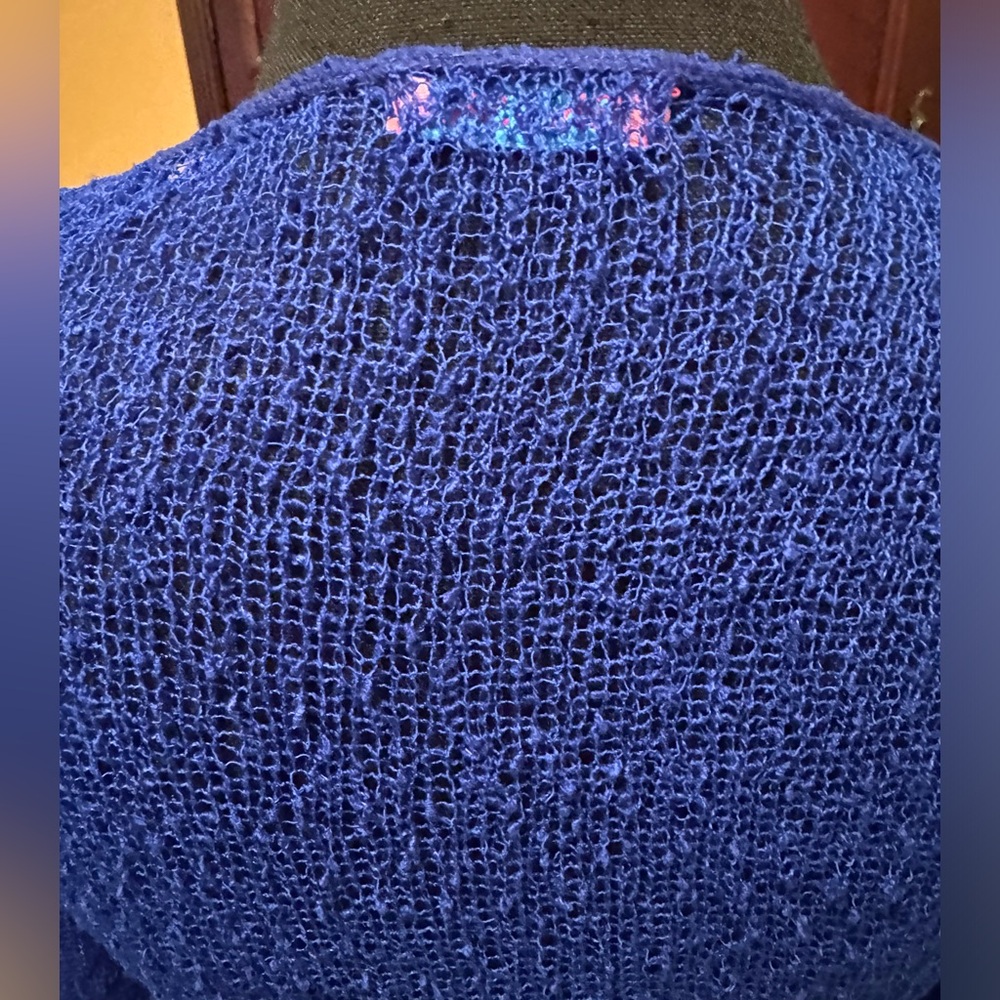 Cover up - Picture 7 of 9